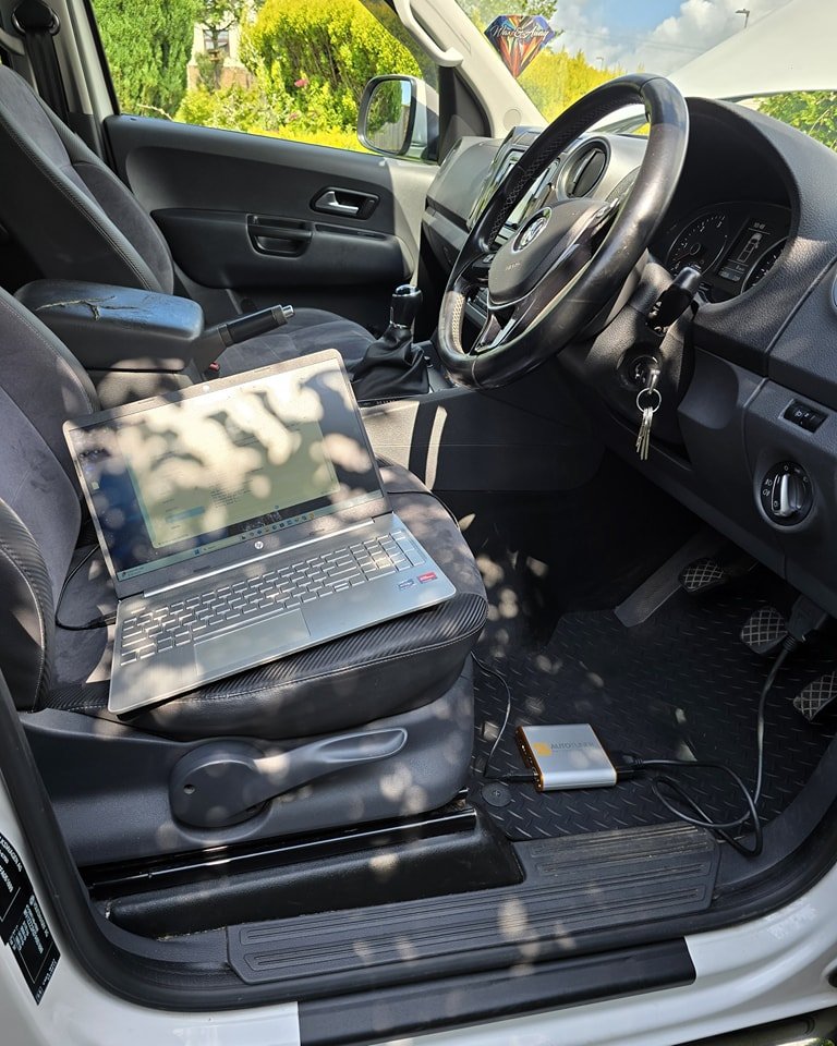 Vehicle tuning workstation